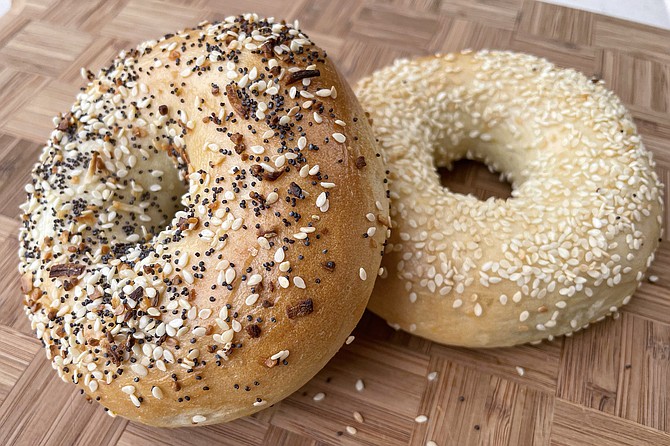 Depending on the source, most bagels are vegan.