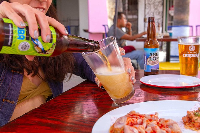 La Guerrerense has its line of beers brewed by Cerveza Cardera, all with sea names like Jaiba IPA, Pulpo pale ale, and Abulon blond.