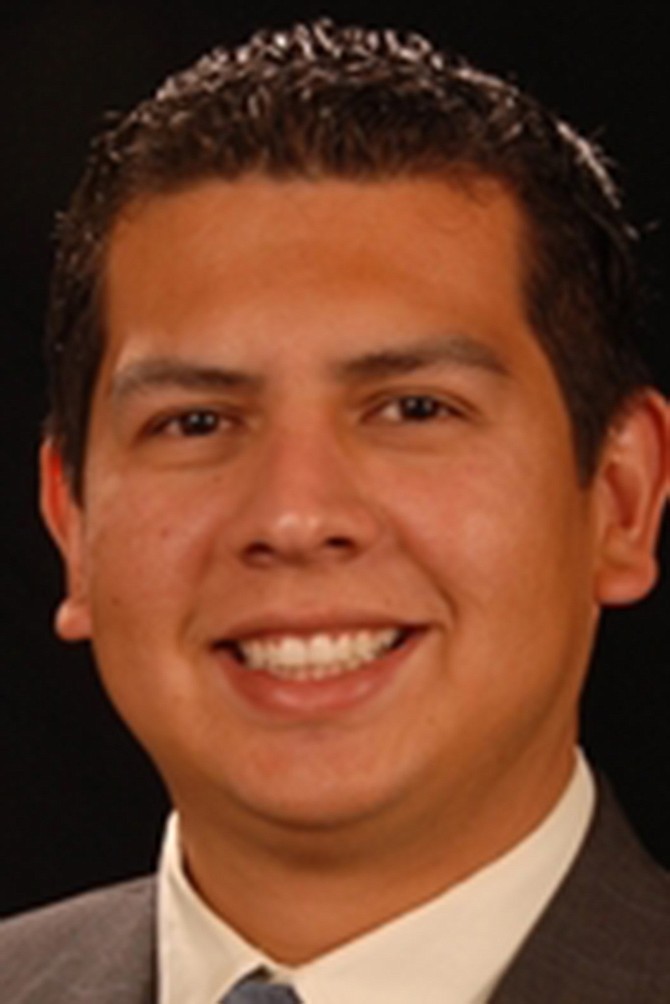 David Alvarez knows that Big Auto and Big Tobacco mean Big Money.