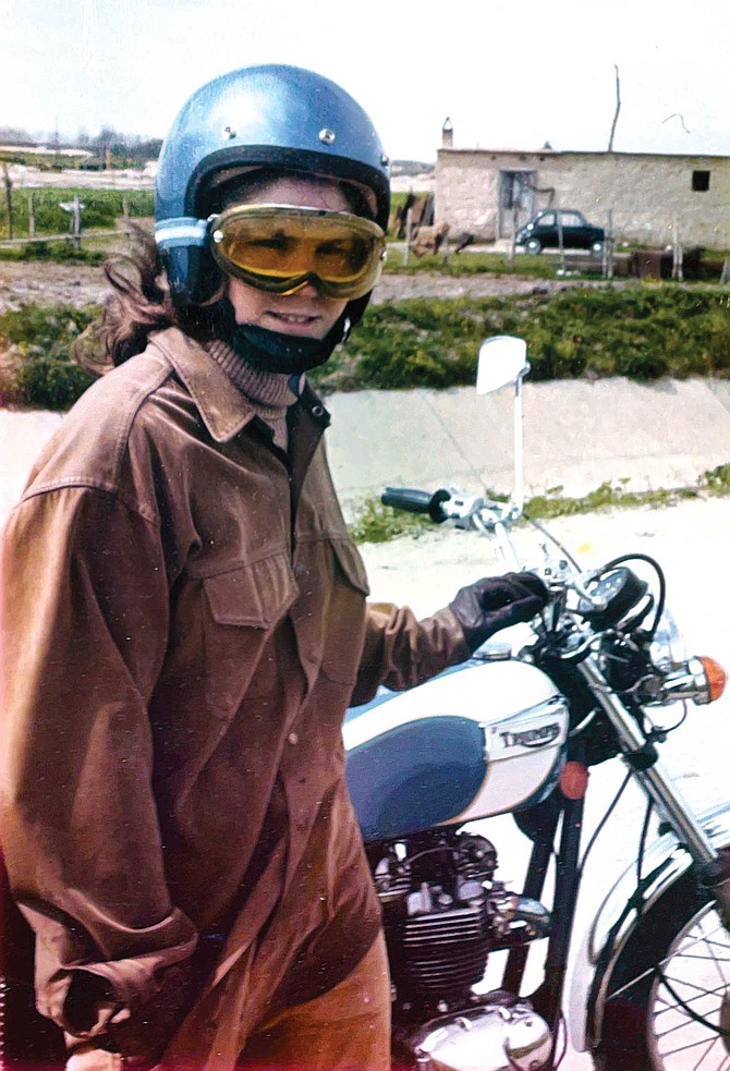 Author Leslie Hotchkiss