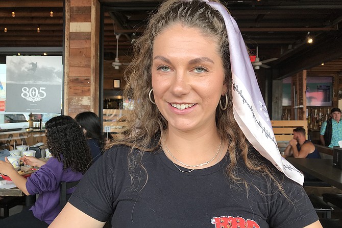 Catherine: the lady with the tres mares eyes.