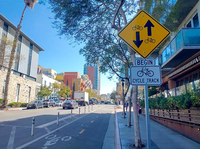 Beech St cycle track near Kettner Blvd