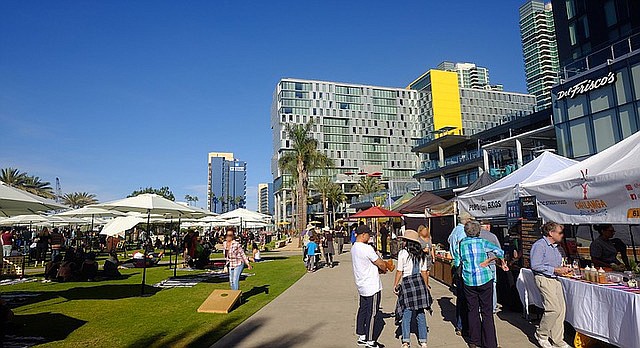Street Food Market