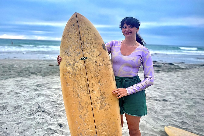 Cam Truett(22) surfs La Jolla Shores