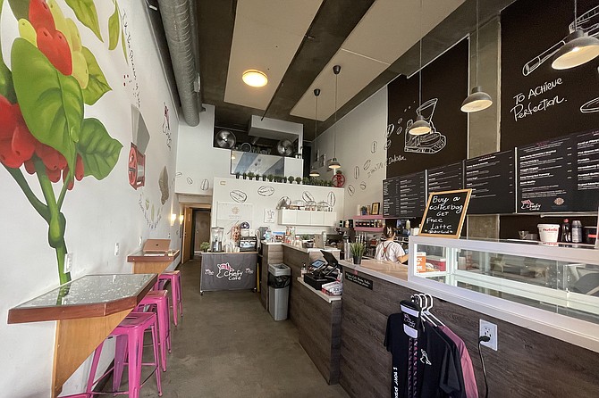 A small yet successful Gaslamp café