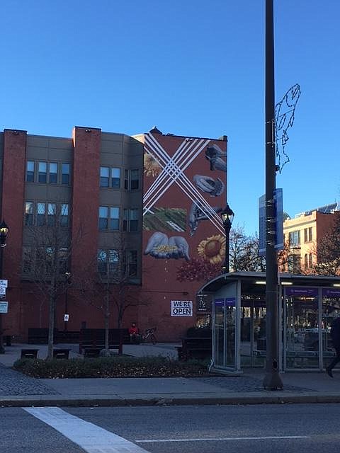 Mural in Cleveland's Hingetown