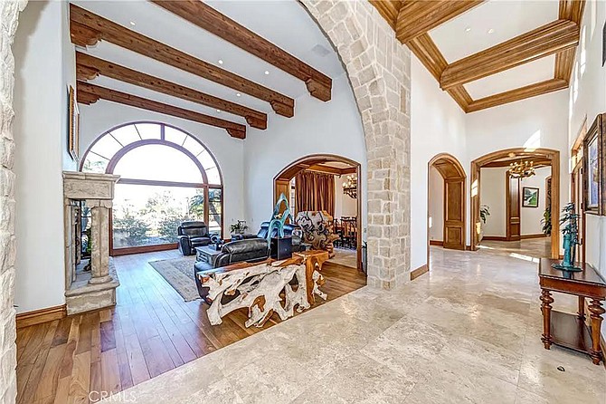 A little of the old arch and beam — for that olde-timey feel in your recently built home.