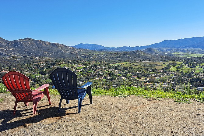 Plateau with chairs overlooking Jamul.