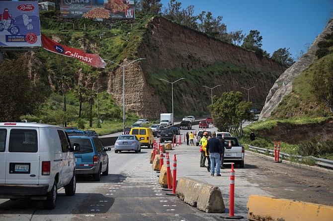 The municipality has closed one of the lanes.