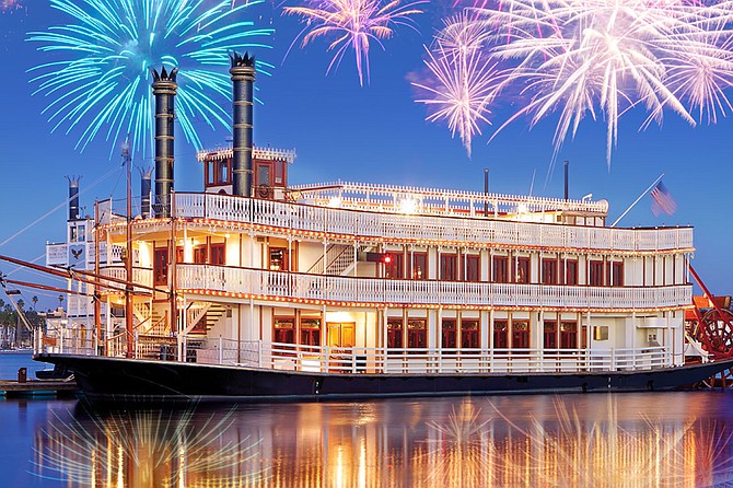 Experience the majestic Independence Day cruise on Mission Bay and view Mission Bay Yacht Club and SeaWorld spectacular firework display!