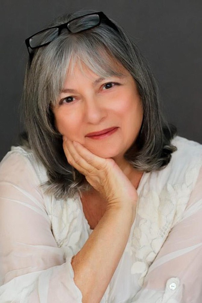 The Friends of the Coronado Public Library in partnership with Warwicks Bookstore present a luncheon with author Alice Hoffman.