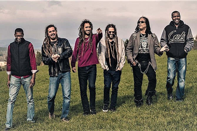 Big Mountain at Music Box Aug 25