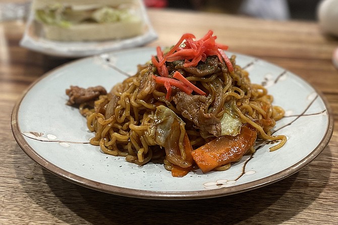 Chicken yakisoba