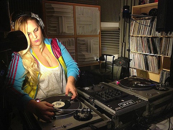 DJ Pnutz at Part Time Lover Sept 23