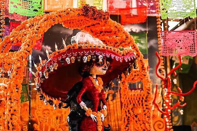 Fiesta de Reyes in Old Town hosts Dia de los Muertos from Oct 1 through Nov 2.