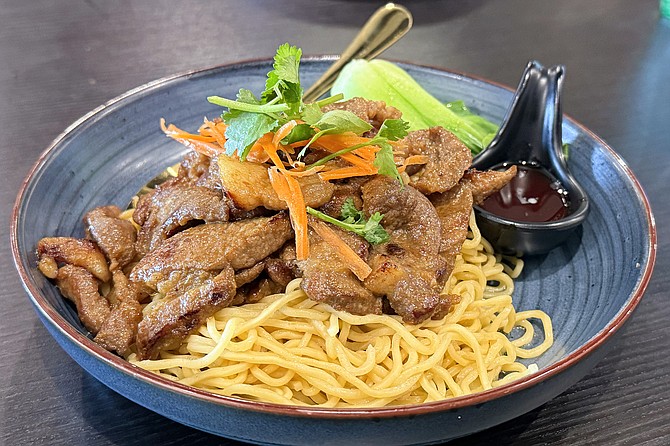 Garlic butter soba noodles