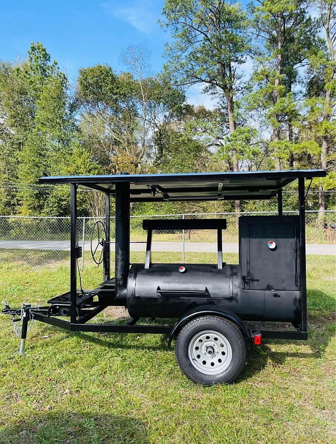 We have BBQ grills and smokers of different sizes available for sale.There are charcoal and gas fuel types available.
Financing is available 
Shipping is also available