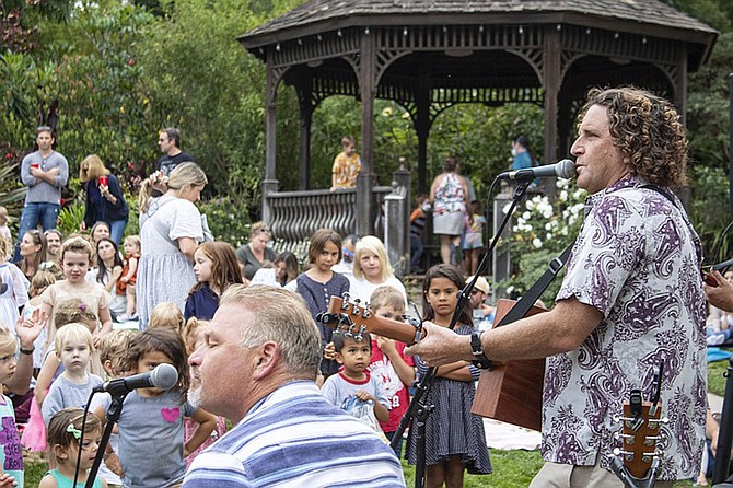 Hullabaloo at San Diego Botanic Garden Feb 24