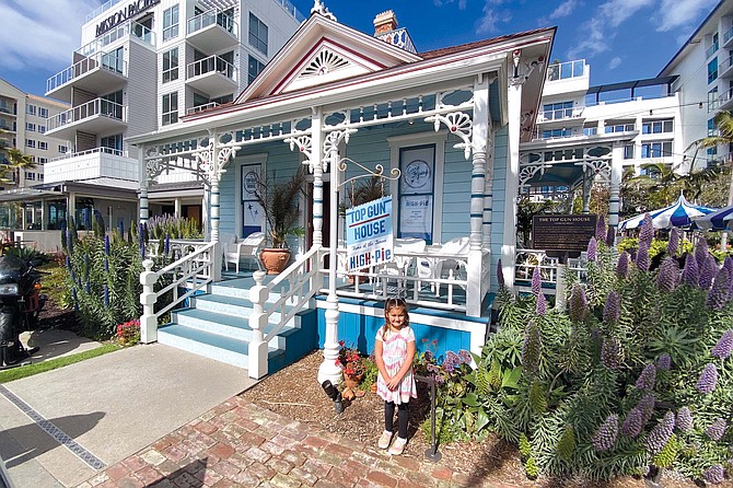 The historic Graves House, famous for its appearance in the Tom Cruise movie Top Gun, is now a museum and coffee house whose specialty is the High Pie, filled with locally grown fruit and topped with mascarpone ice cream.