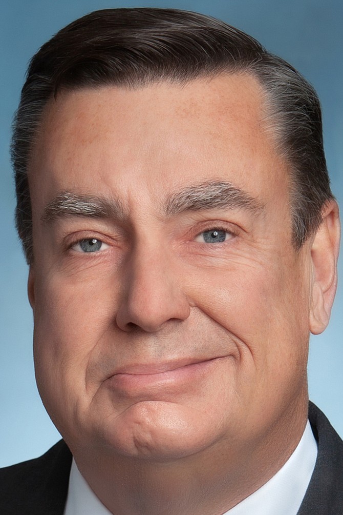 Joel Anderson looks to builders to help build his campaign.