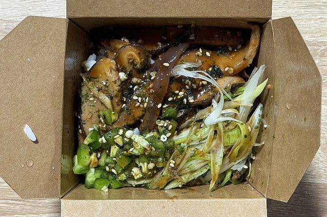 A portobello mushroom rice bowl