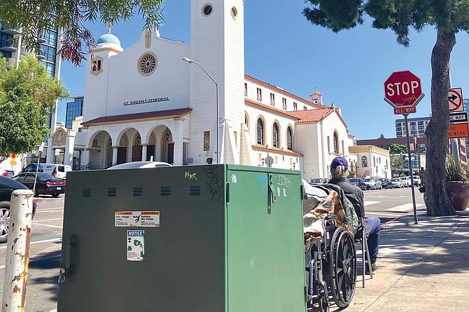 Cortez Hill is home to many churches, banks, and restaurants. The high rise condos are mixed in with Victorian homes and row-style townhouses, and you get a community feel.