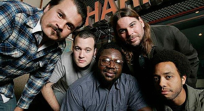 Mr. Tube & the Flying Objects