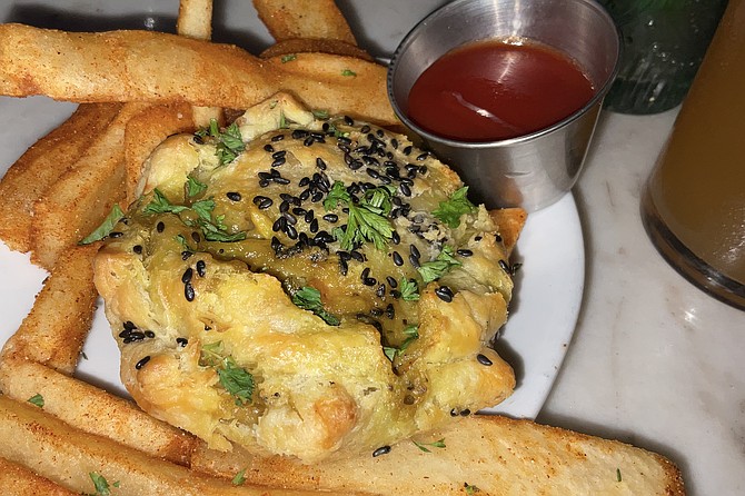 Happy Hour plate costs $10. Comes with fat fries, but it’s the pie that counts.