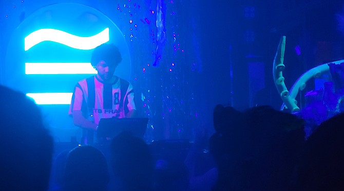 Capochino gives the pulse to the body at Spin Nightclub.