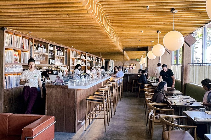 A comfortable place to eat and chat, while enjoying music