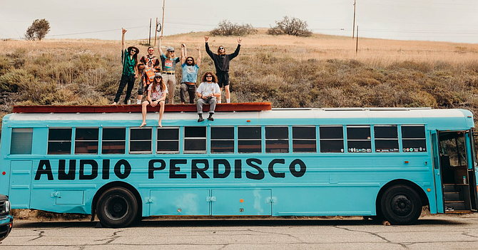 Audio Perdisco is most definitely on the bus.