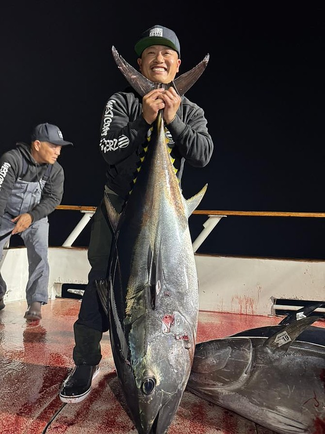 Toan Nguyen with his impressive 110-pound bluefin tuna that had roe inside doesn’t equate bluefin spawning successfully in the Eastern Pacific.