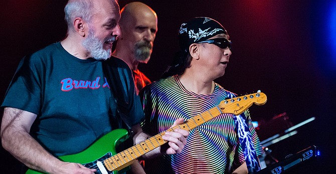 Mike Keneally, Michael Sadler, and Ryo Okumoto onstage, courtesy ProgJect.com