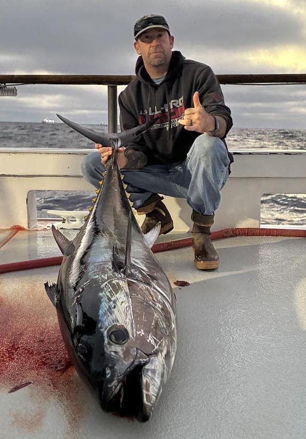 Solid daytime bluefin tuna caught aboard the Tribute 1.5-day run during the fourth of July holiday.