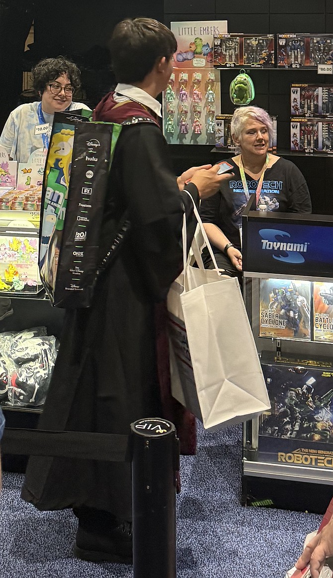 Giving new meaning to the term "bagman."