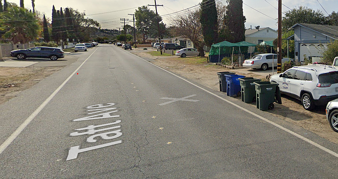 Taft Ave. – no sidewalks