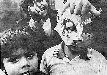 The kids are in an uproar. “Miedo! Miedo!” they are screaming.