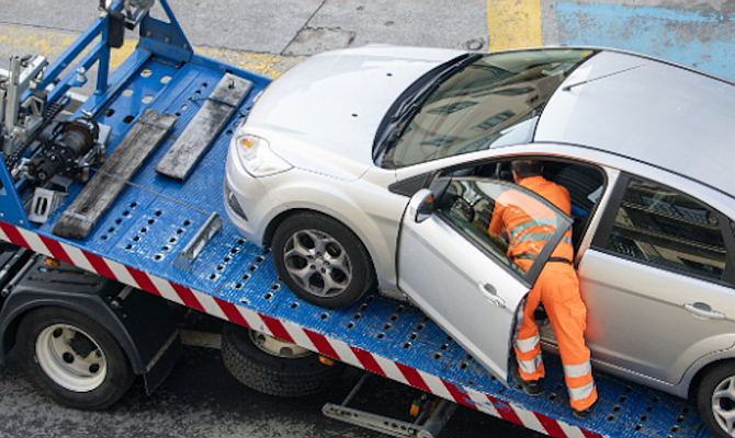 New city policy is to issue citations, rather than to tow vehicles with registrations expired.