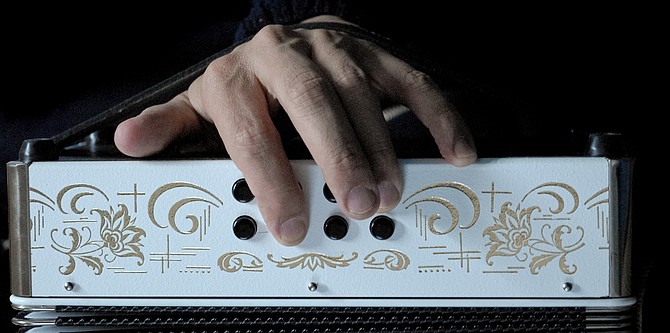 MORE ACCORDION