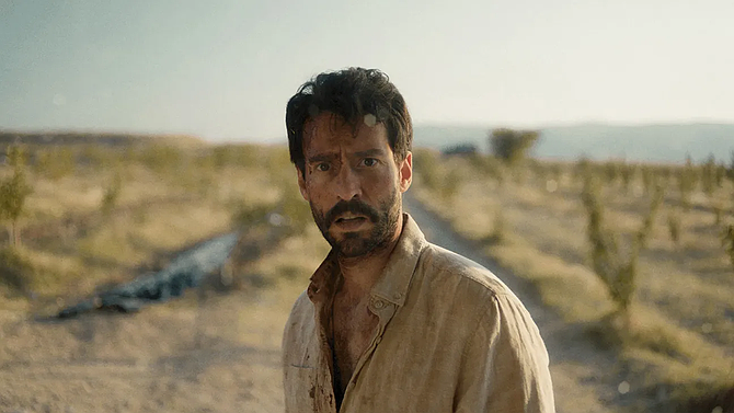 Ekin Koç stars in Alireza Khatami's powerful mystery/thriller.