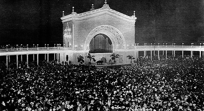 Balboa Park organ pavilion. Since Schumann-Heink didn’t know the words to The Star-Spangled Banner at the time, she sang the notes of the scale instead, mystifying listeners.