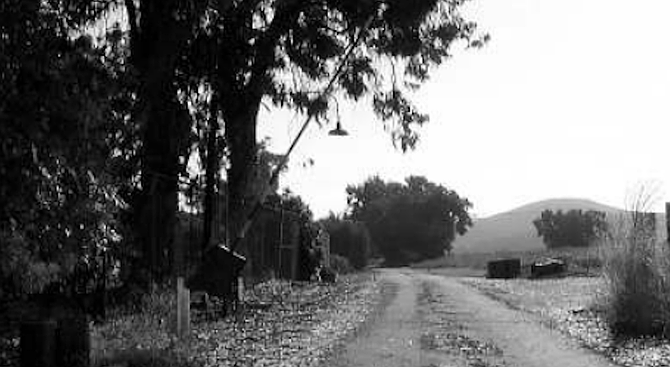Entrance to Green Farms area. Until 1997 this area was open to hiking and horse riding. Site of electromagnetic rail gun testing. More recently used by military for live target practice.