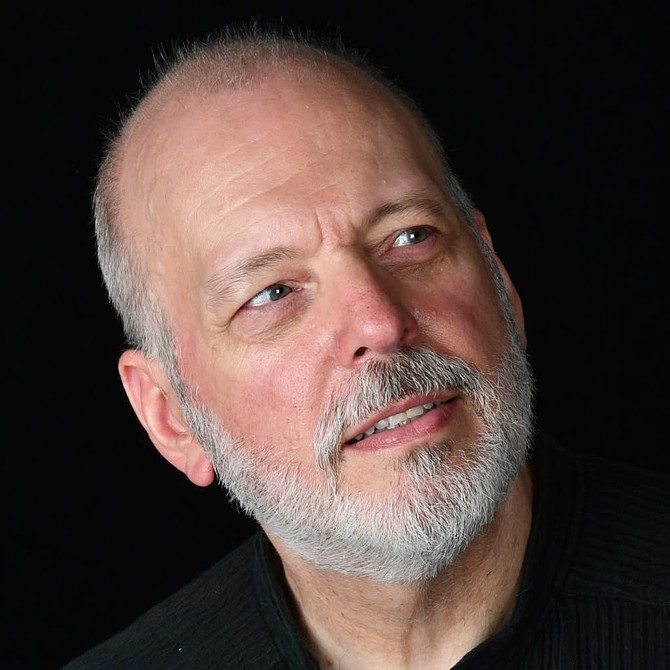 Photo by Martin Mann, courtesy Mike Keneally - Image by Photo by Martin Mann, courtesy Mike Keneally