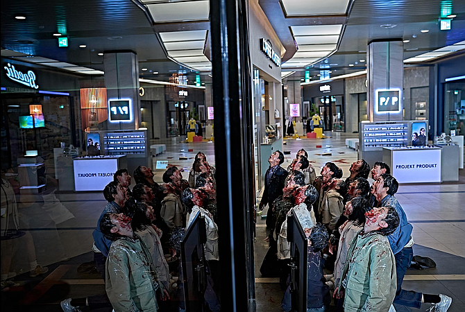Colony: the malls are alive!
