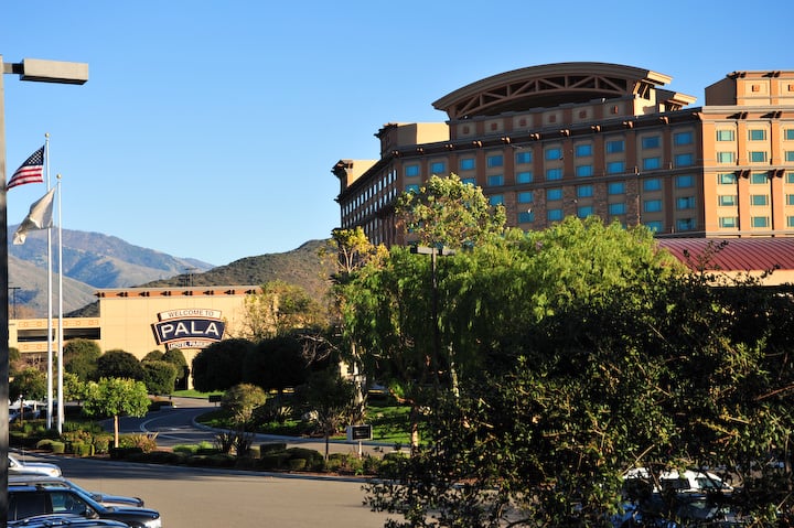 distance from san diego to pala casino