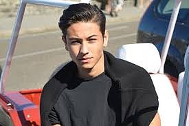 john12wak's avatar