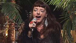 Candye Kane singing at the Oasis House Concerts in 2010